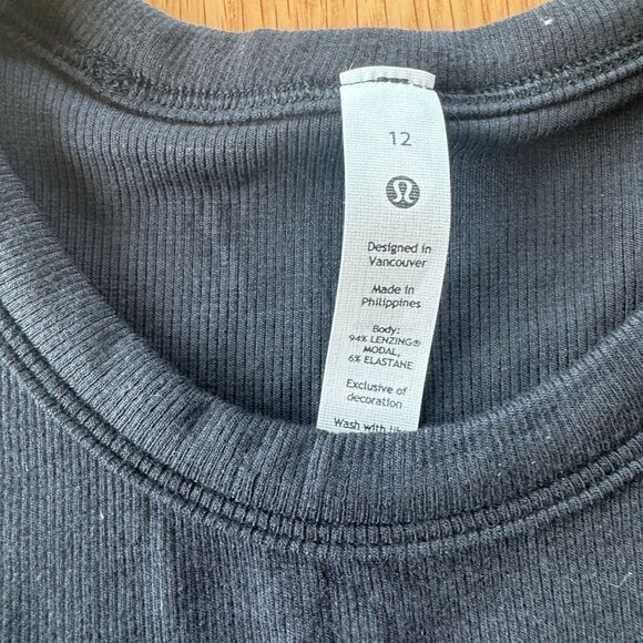 NWT* Lululemon Hold Tight Cropped Tank Top - Women's 12 - Picture 4 of 8